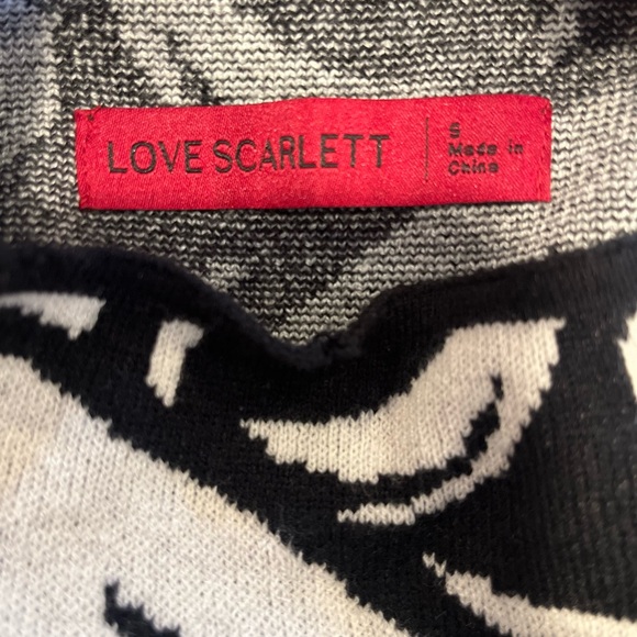 Love Scarlett Black and White Cowl-Neck Sweater - Picture 6 of 7